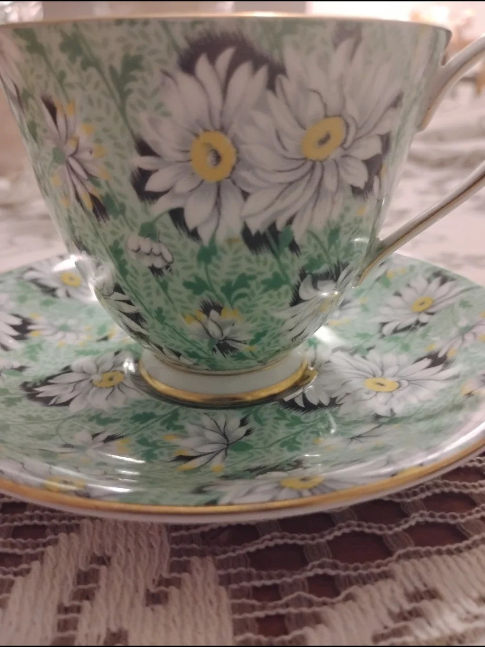 Shelley Green Daisy Chintz Bone China Cup & Saucer Set. Rare Ripon Shape